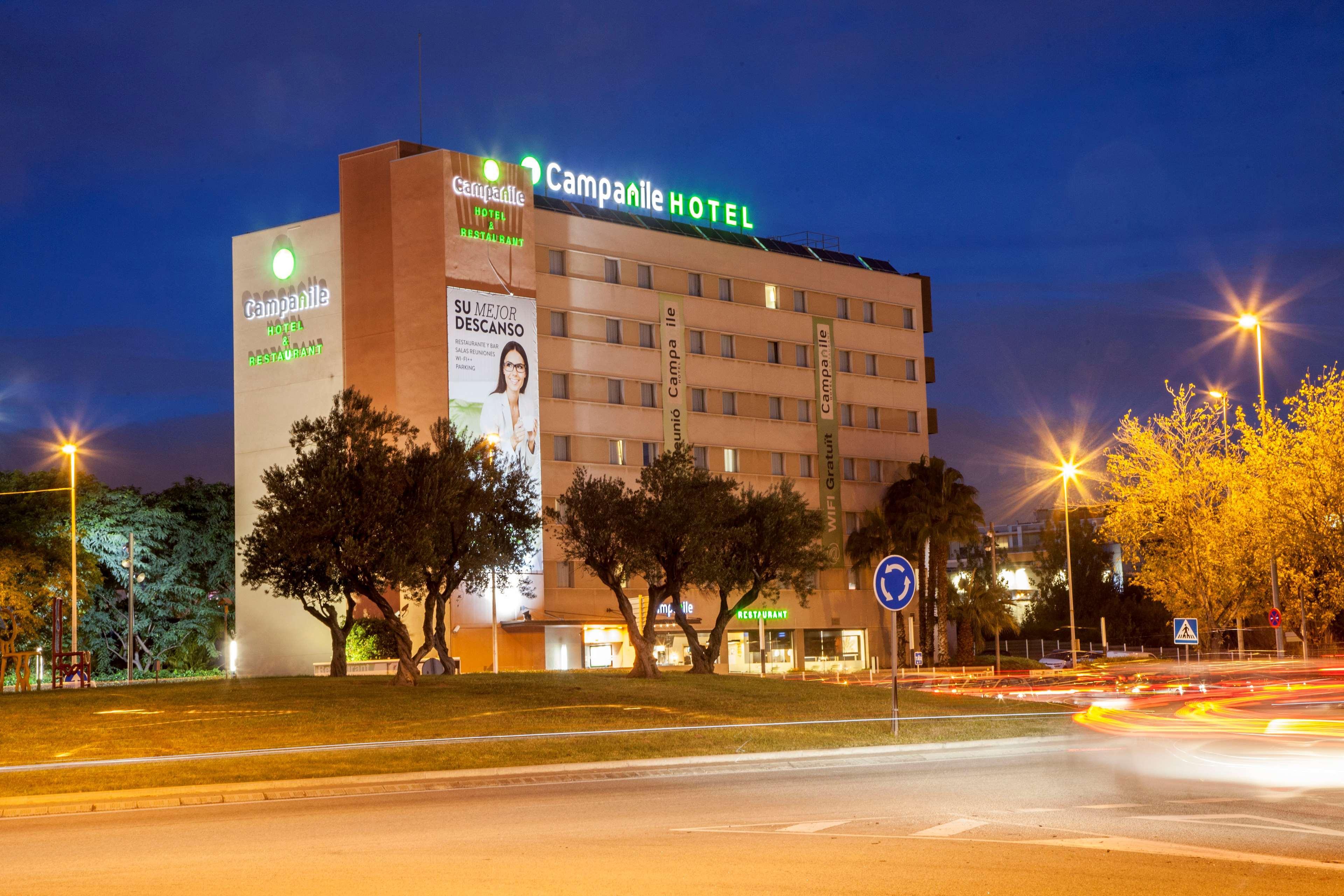 Travelodge Bcn Cornella Fira Cornella de Llobregat Exterior photo