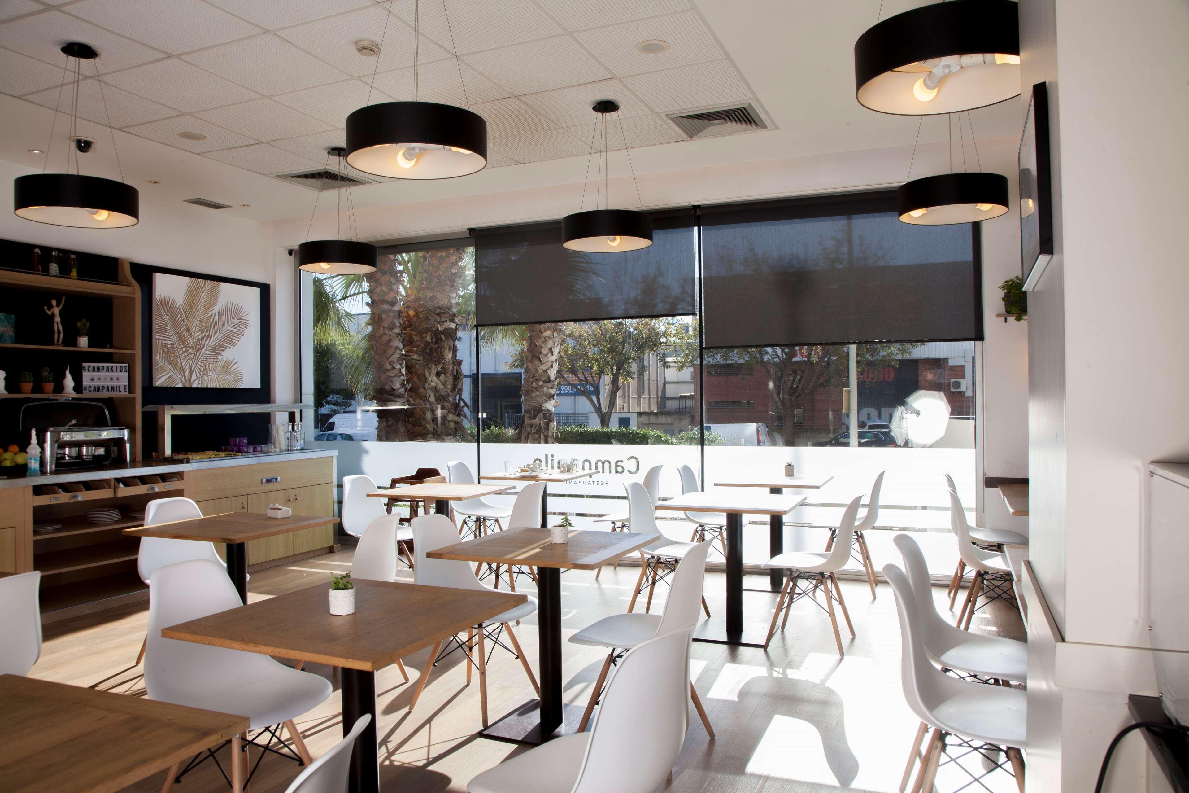 Travelodge Bcn Cornella Fira Cornella de Llobregat Exterior photo